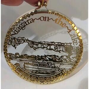 Niagra On The Lake Canada Round Gold And Glass Christmas Ornament Wine Country